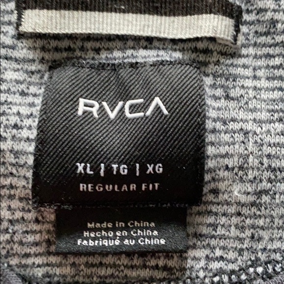 RVCA Casual Crewneck - Picture 3 of 3